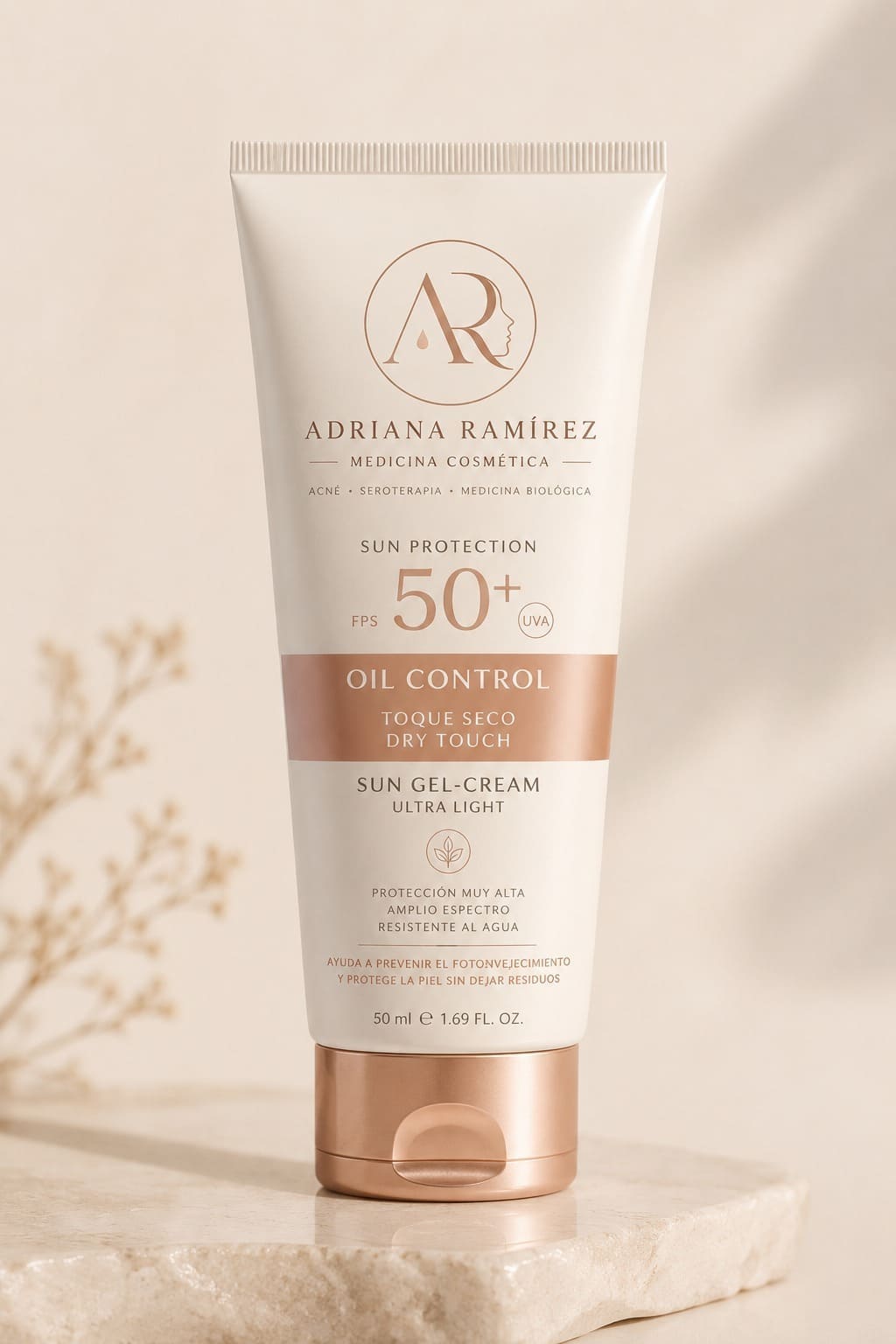 Sun Protection FPS 50+ Oil Control – Adriana Ramírez